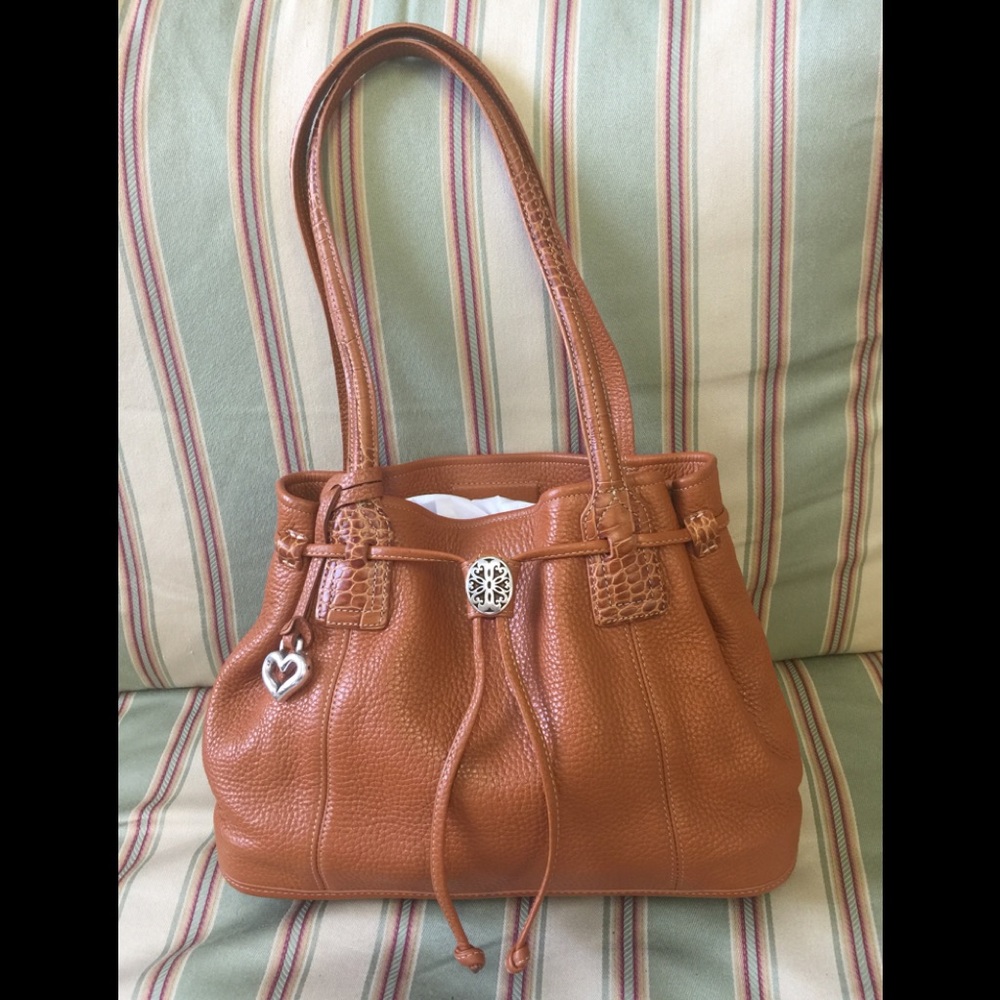 ❤️Brighton Cognac Draw String Pebble Leather Bag